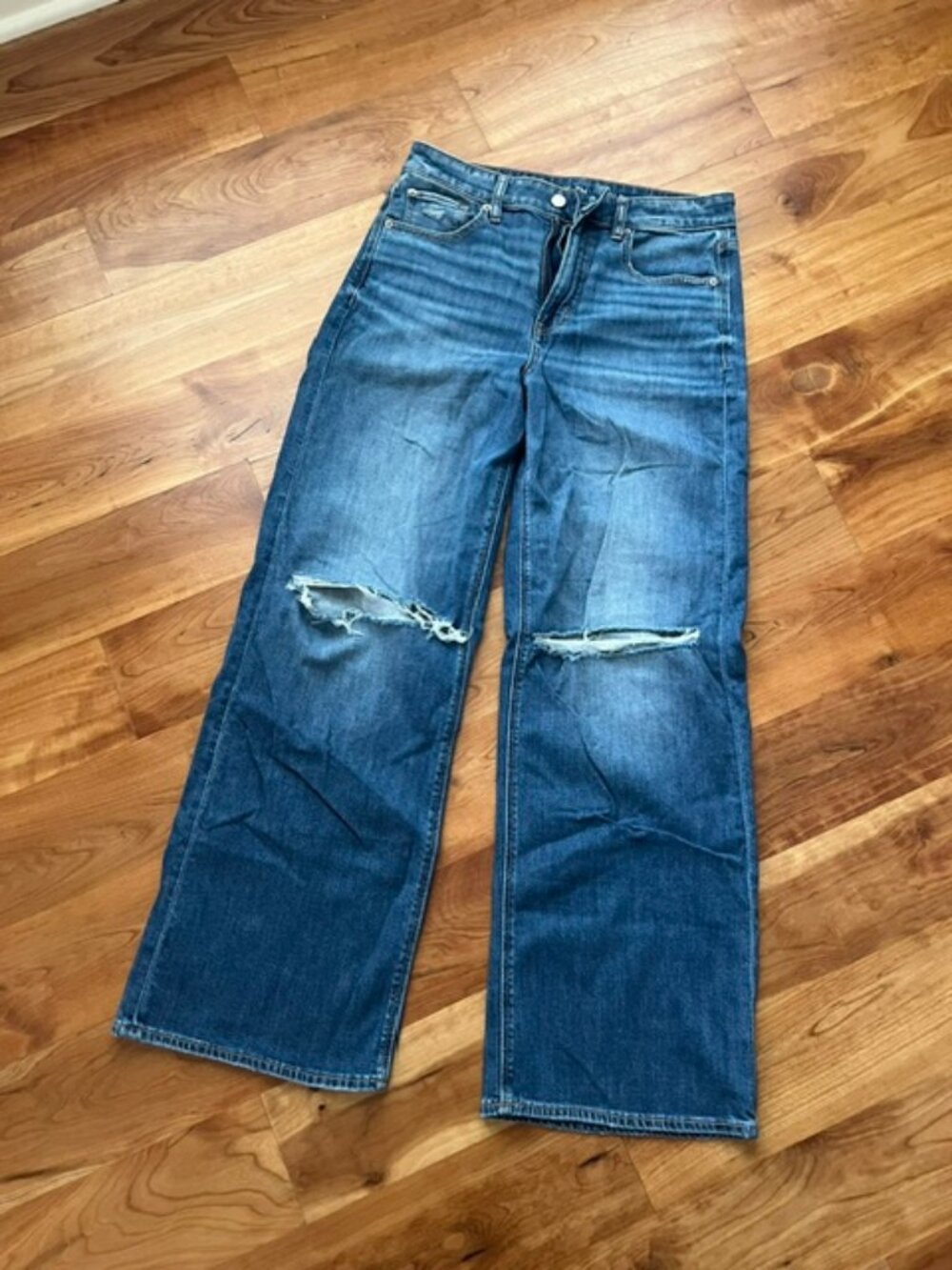 AE Dreamy Drape Stretch Super High-Waisted Baggy Wide-Leg Jean